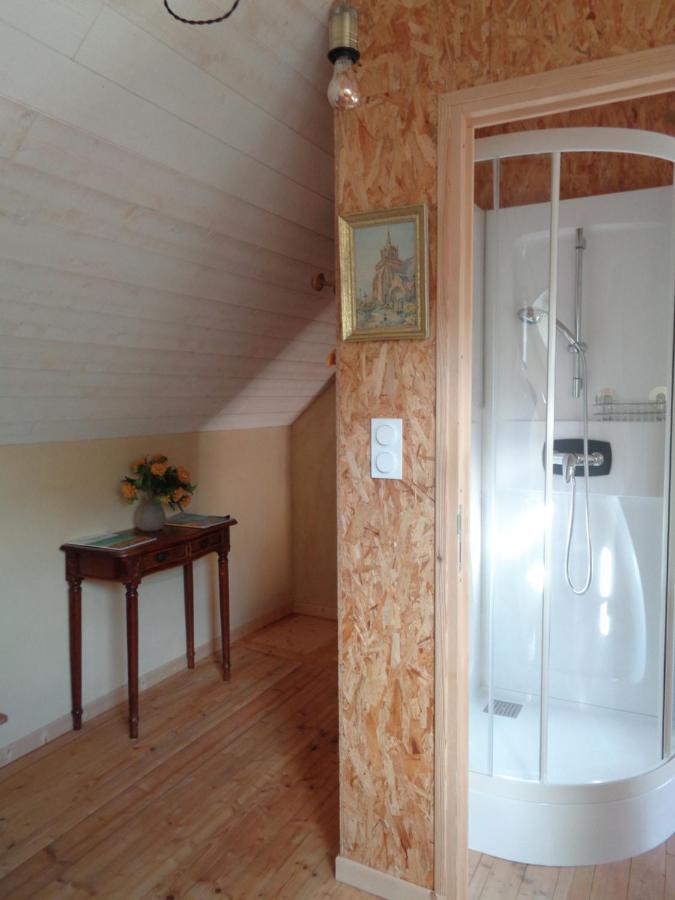 Ker Adsav Bed and Breakfast Saint-Pierre-de-Plesguen Eksteriør billede